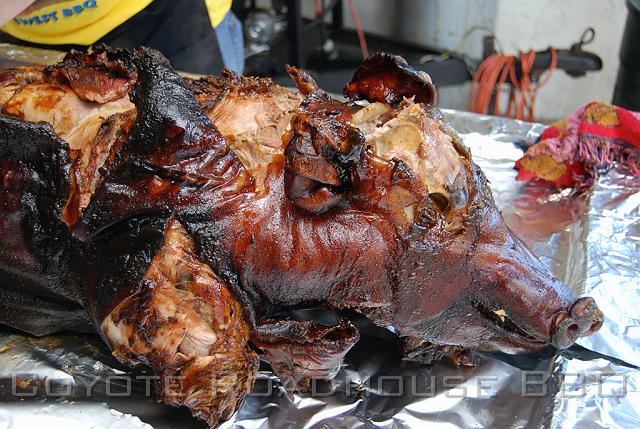 pigroast_2009_011.jpg