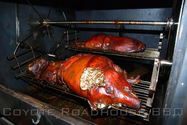 pigroast_2010_006.jpg