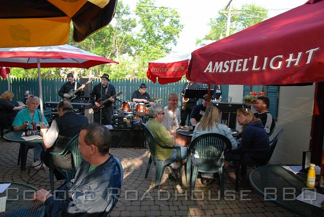 pigroast_2010_062.jpg