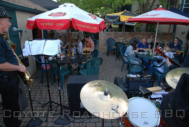 pigroast_2010_078.jpg